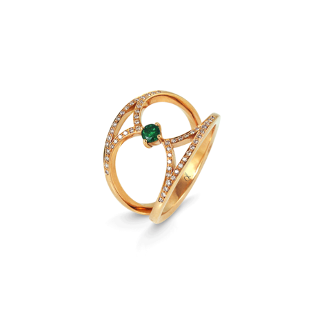 Stunning Rose Gold Ring with White Diamonds and a Natural Emerald